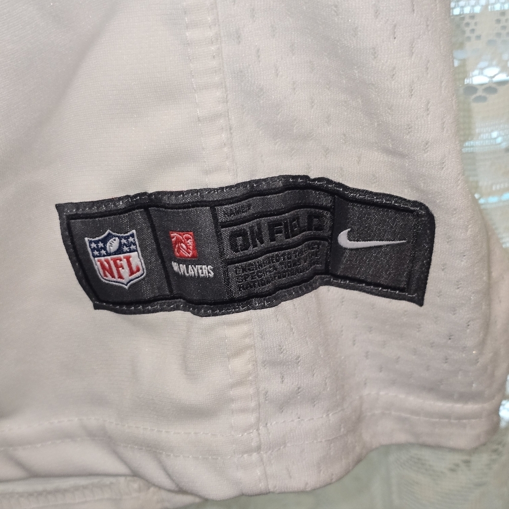 Vintage Cam Newton #1 NFL Jersey, White, XXL Youth Carolina Panthers Nike - Picture 3 of 7